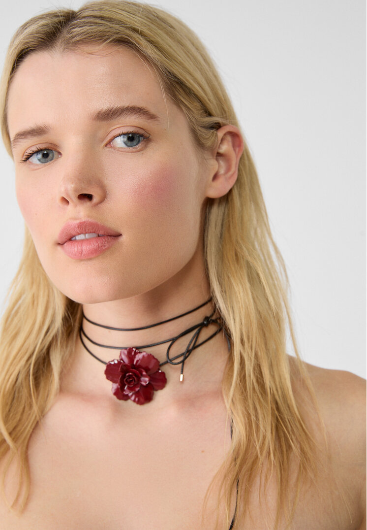 collar cordon flor metalica