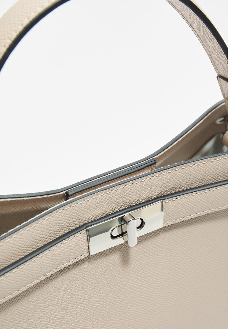 bolso tote hebilla