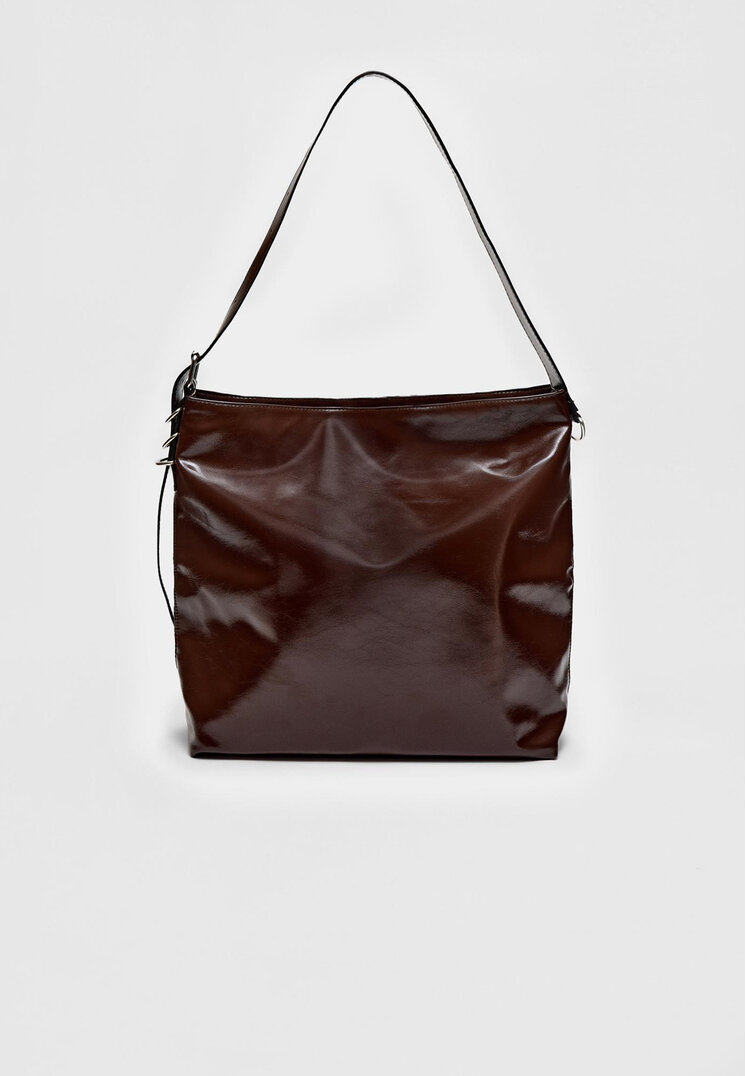 bolso bucket efecto piel