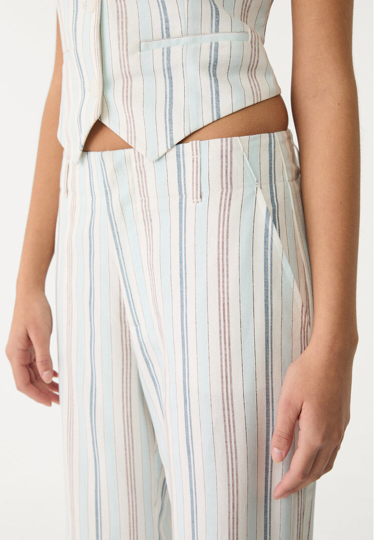 pantalon recto fluido con lino rayas