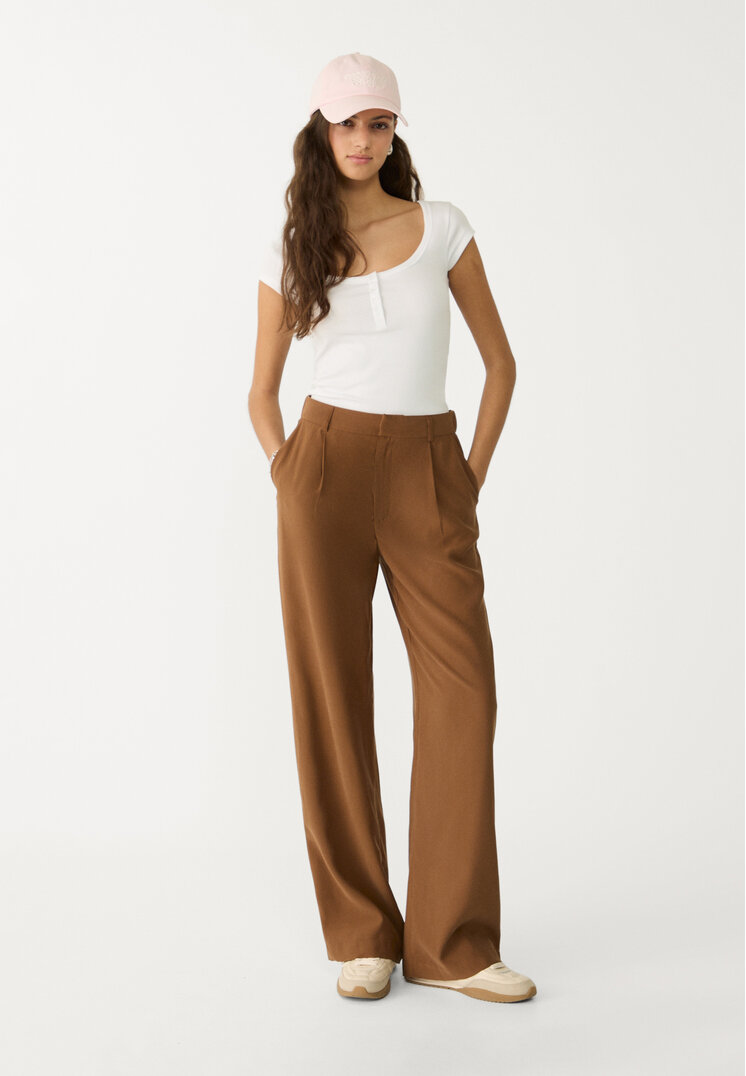 pantalon recto fluido pinzas