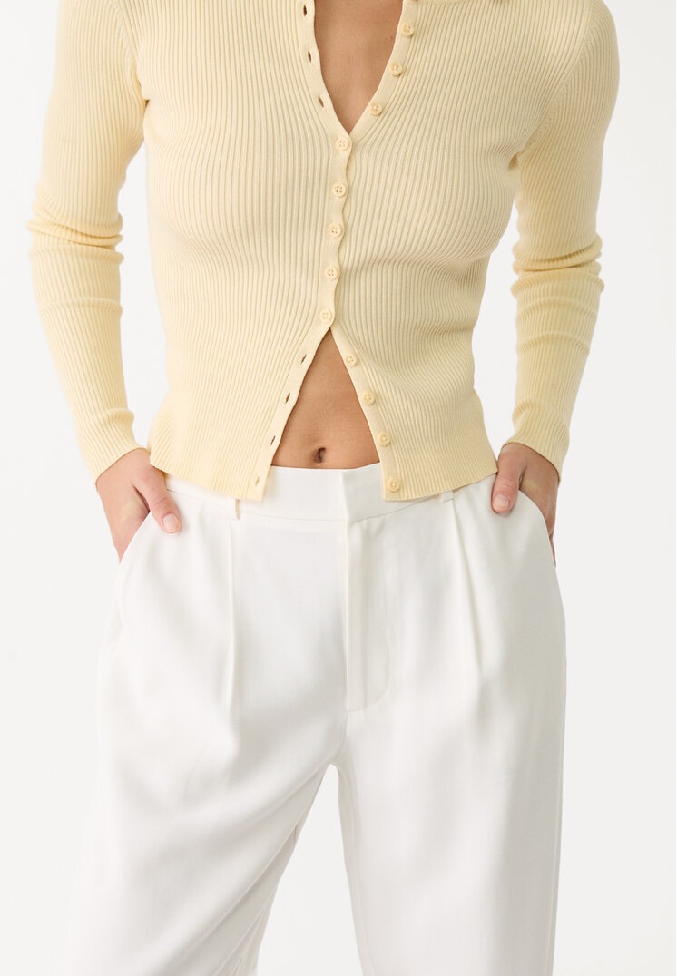 pantalon recto fluido pinzas