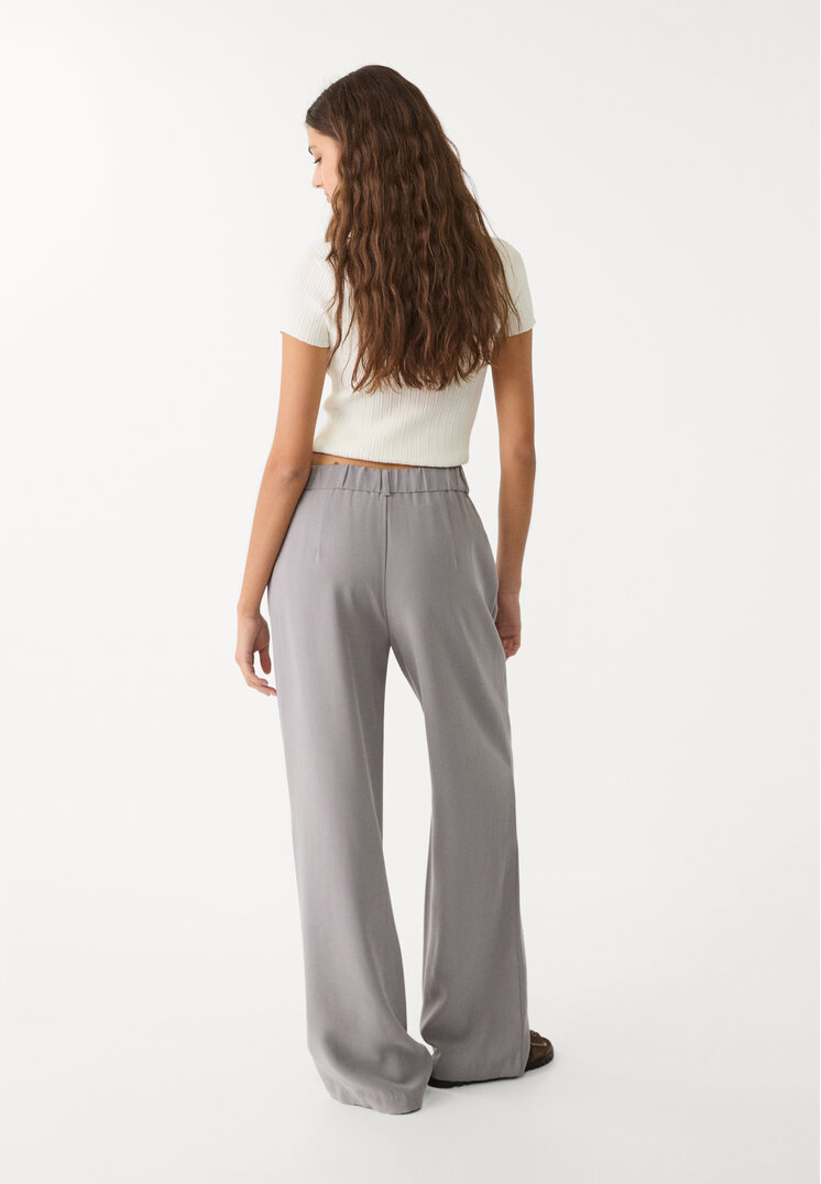 pantalon recto fluido pinzas