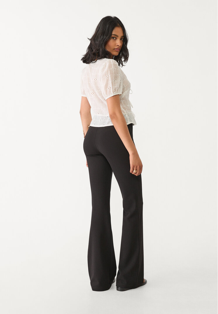 pantalon flare punto liso