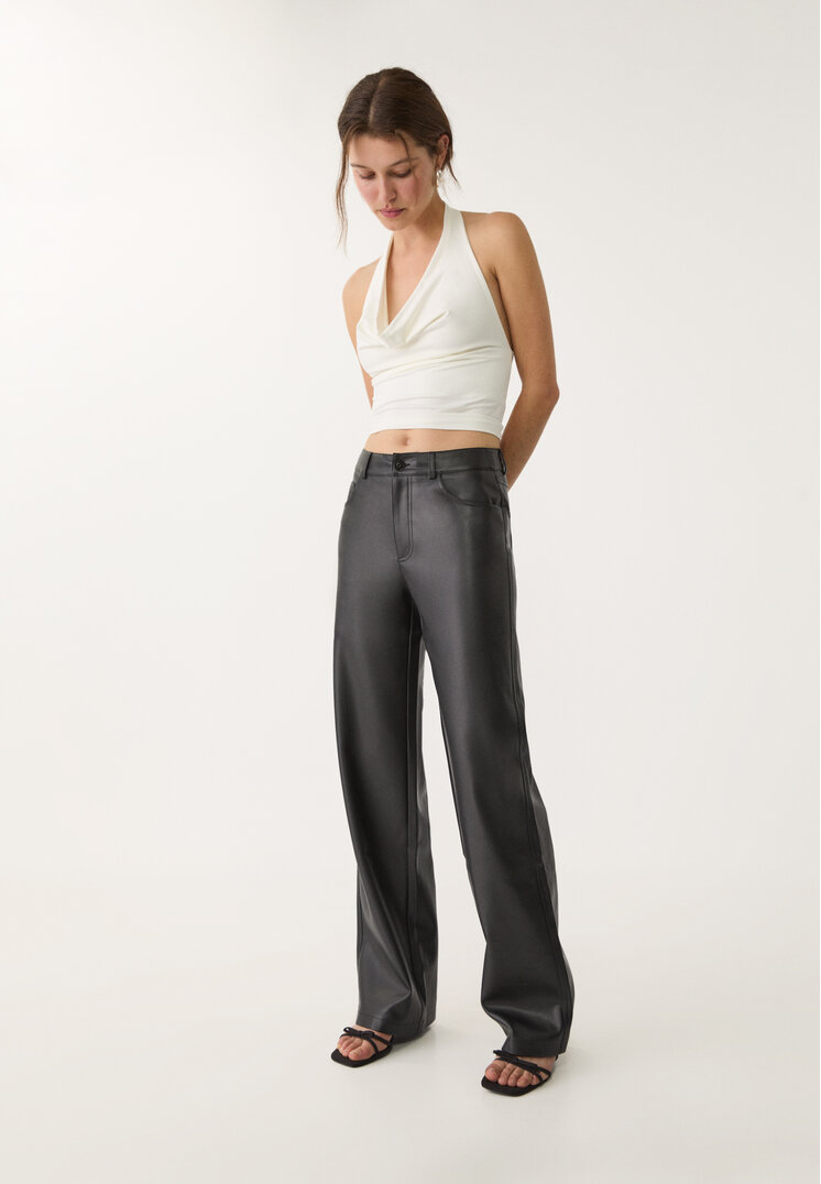 Stradivarius Pantaloni Largi Din Imitație De Piele Negru 40