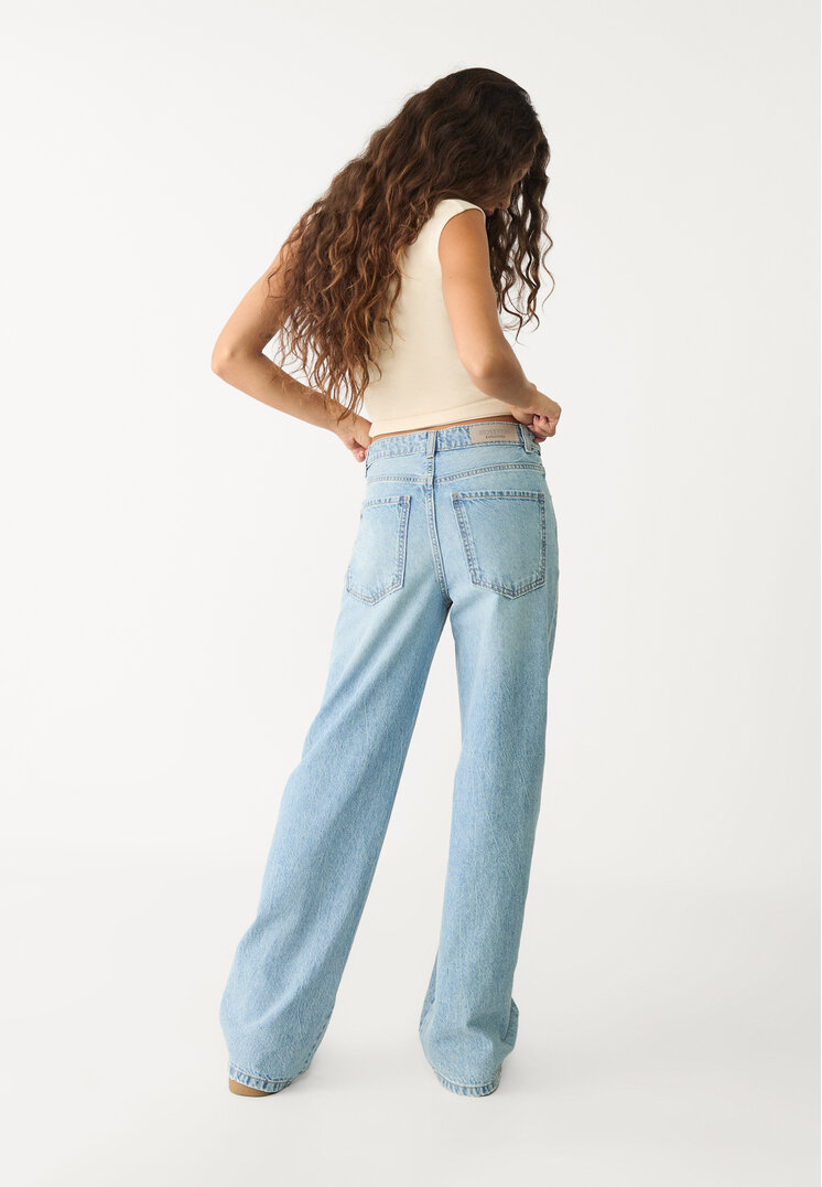 jeans straight fit brillos