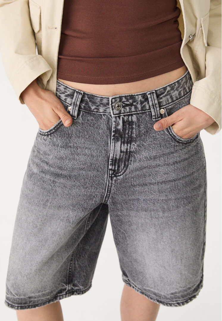 d95 jort bermuda denim
