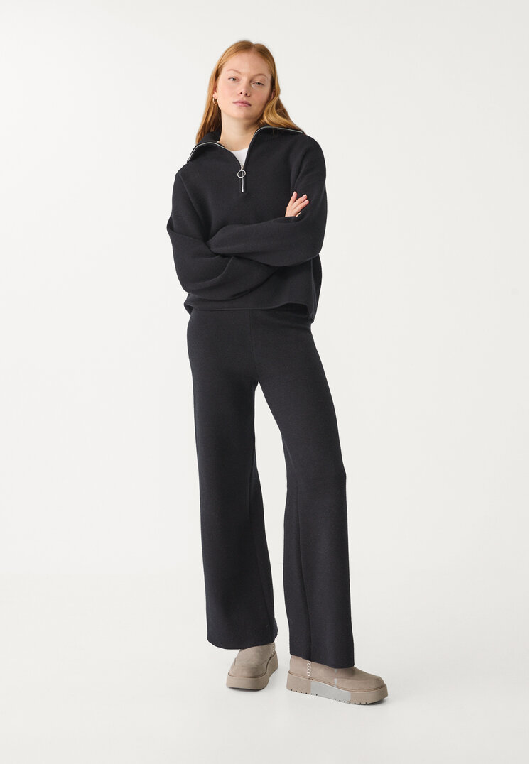 Stradivarius Pantaloni Largi Din Tricot Negru L