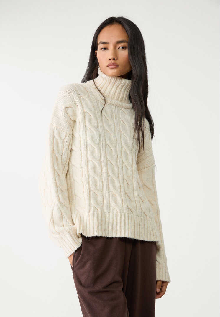 Stradivarius Pulover Din Tricot Cu Guler Întors Și Torsade Piatră Xl