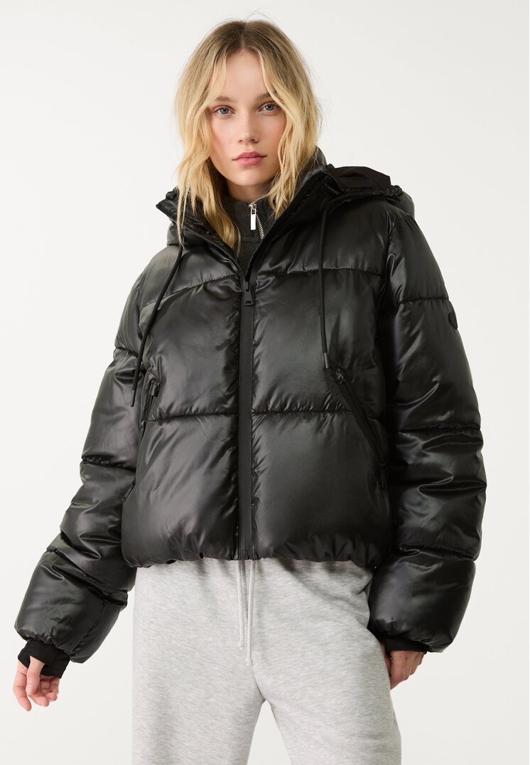 Stradivarius Geacă Matlasată Metalizată Cu Glugă Negru Xl