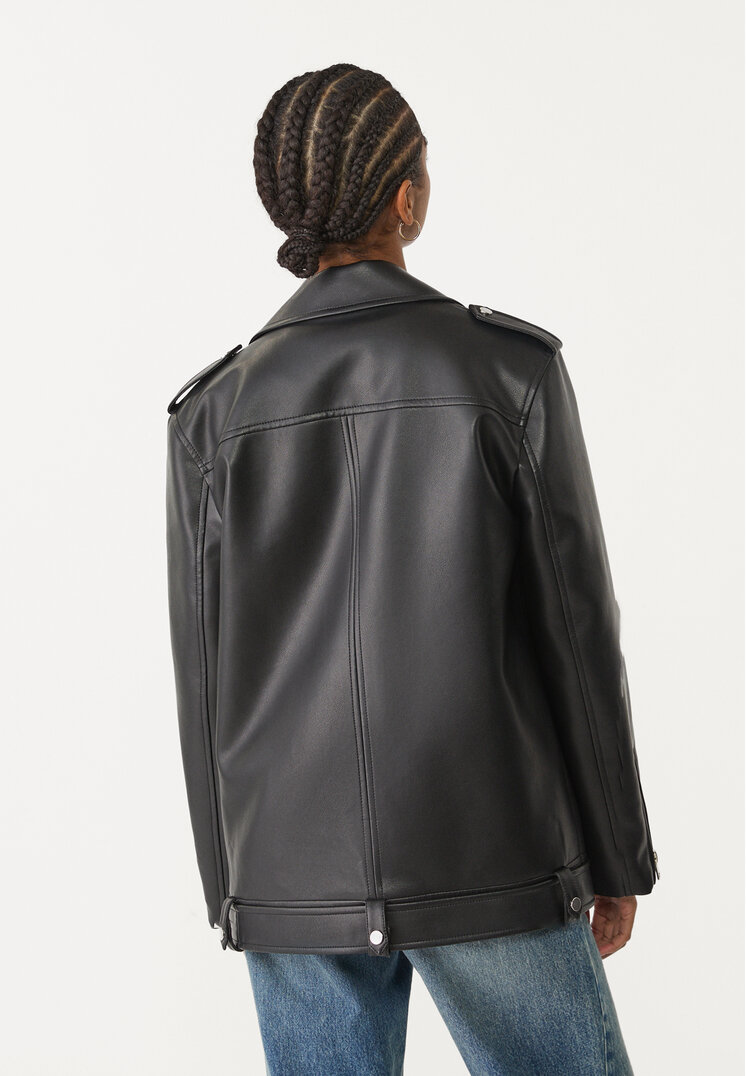 cazadora biker oversize efecto piel