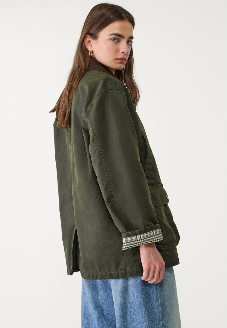 parka encerada multi bolsillos