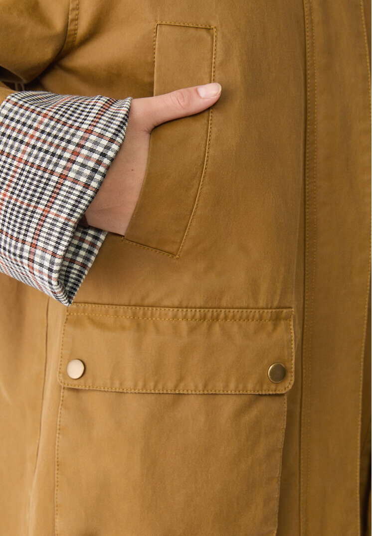 parka encerada multi bolsillos