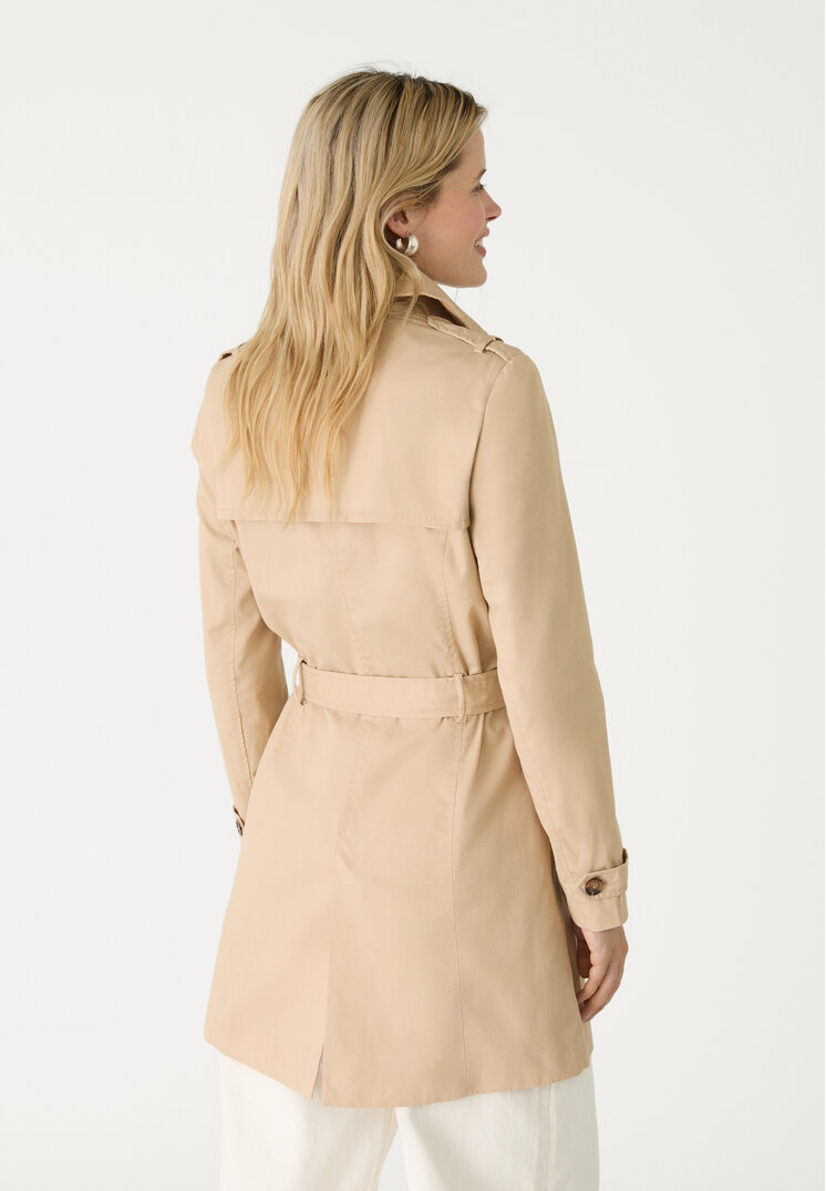 trench corto