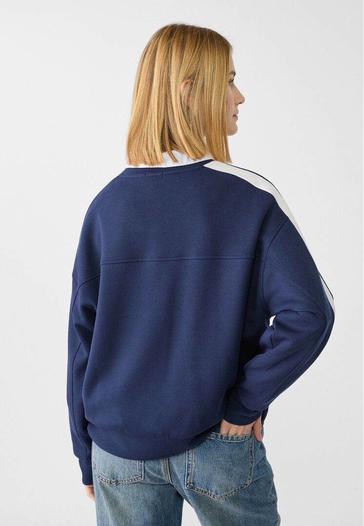 sudadera raya lateral tacto suave