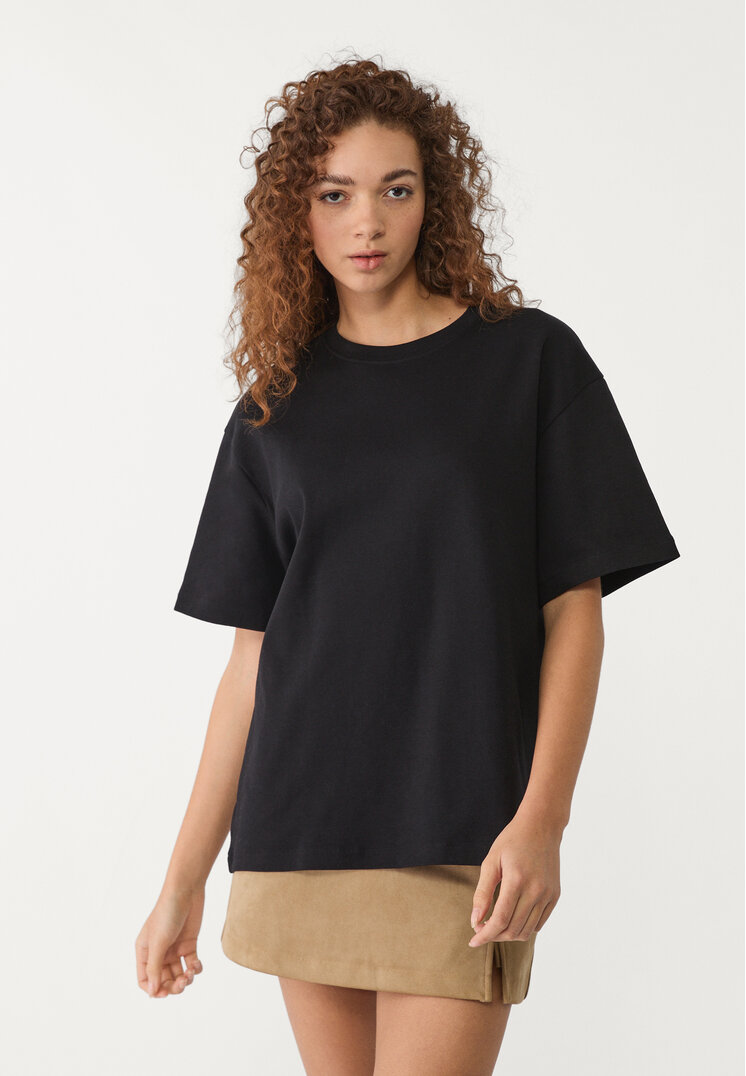 camiseta basica oversize heavy weight