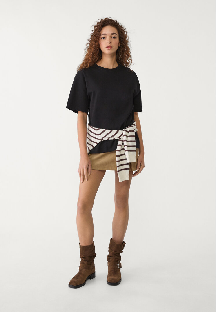 camiseta basica oversize heavy weight