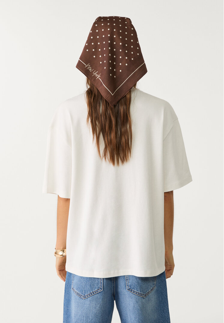 camiseta basica oversize heavy weight