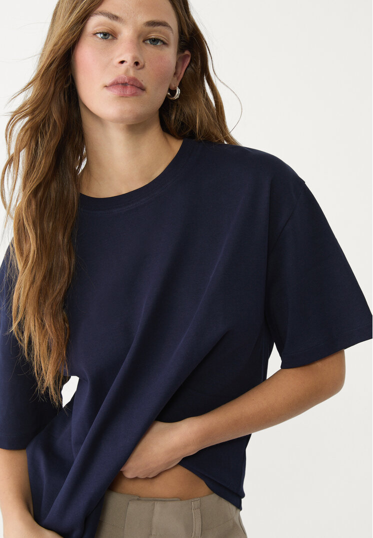 camiseta basica oversize heavy weight