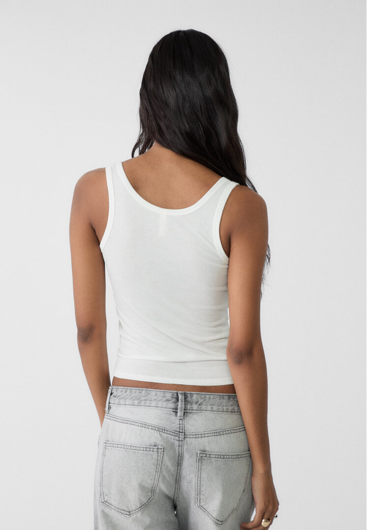 camiseta tirantes botones