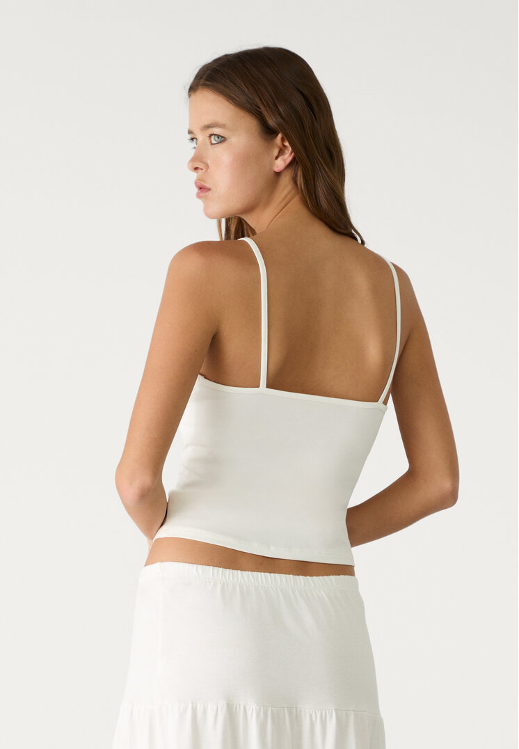 camiseta tirantes nudo
