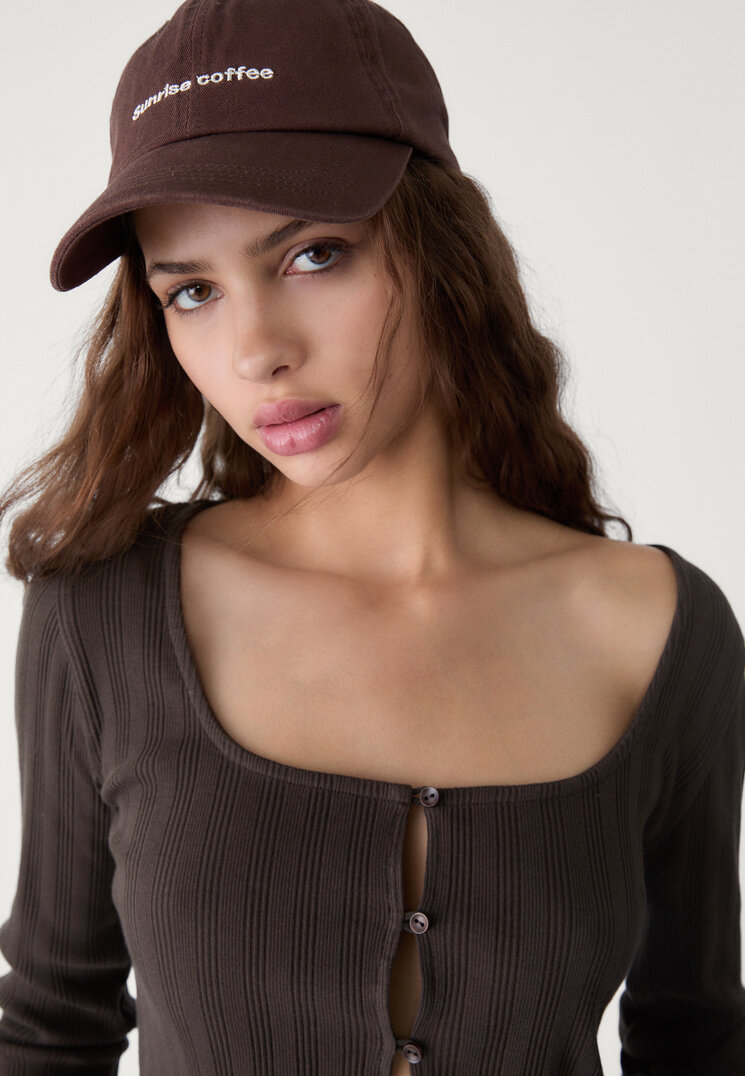 camiseta rib botones
