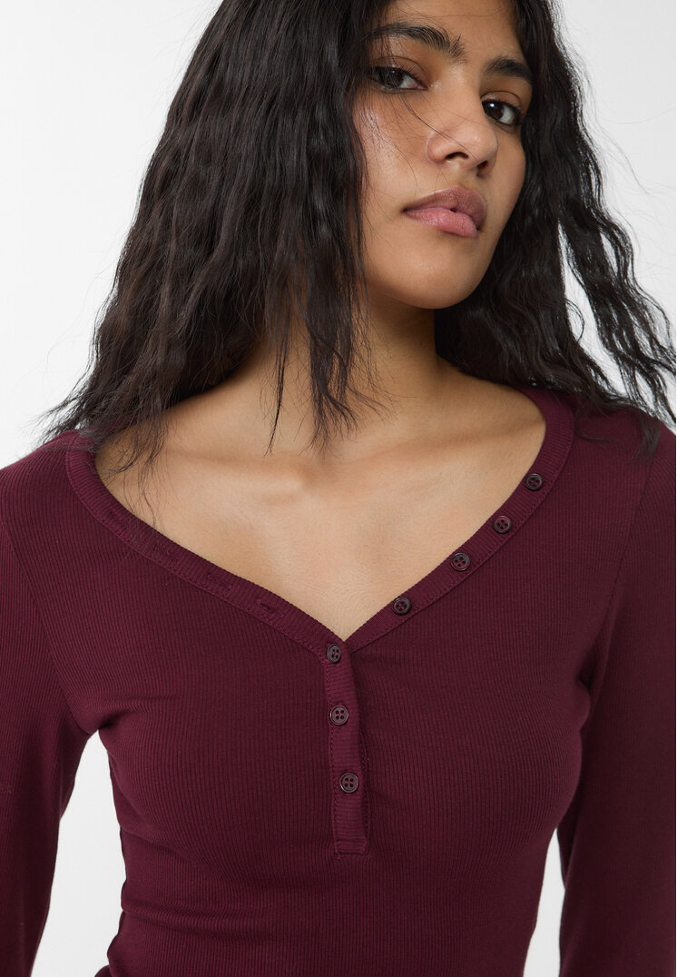 camiseta botones