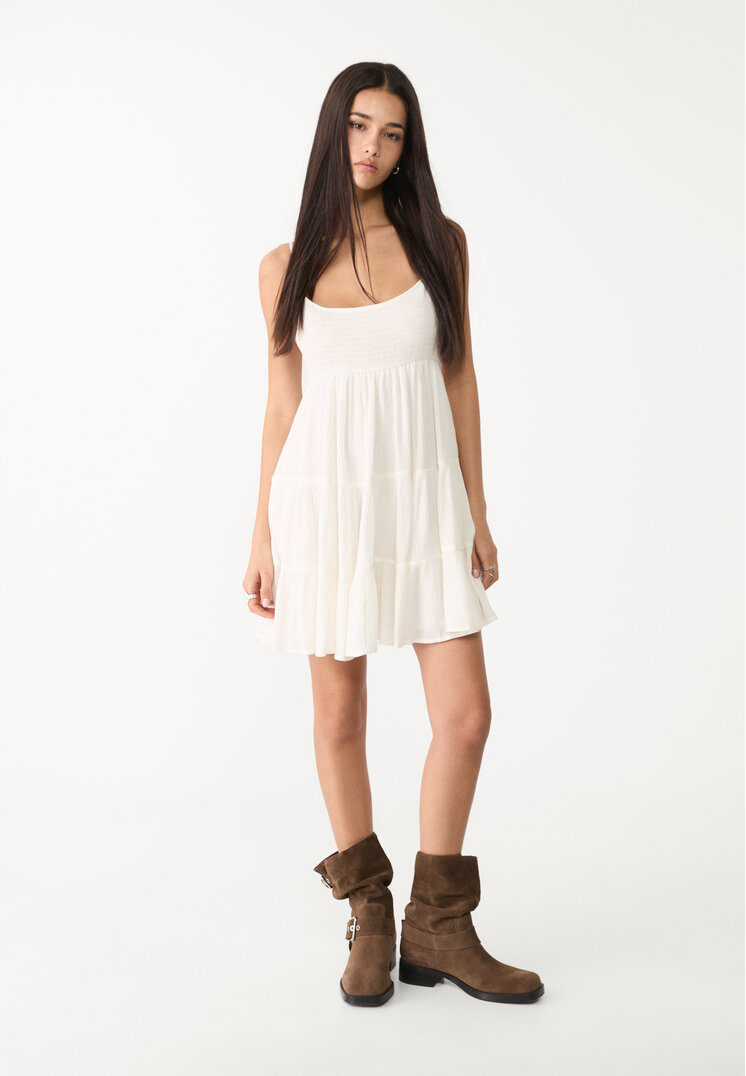 vestido corto fluido