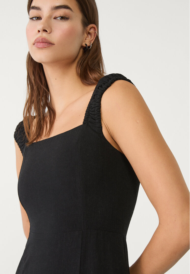 vestido fluido midi cruzado espalda con lino