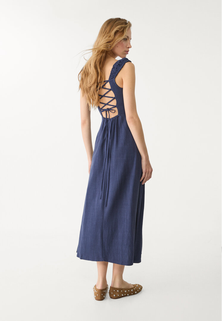 vestido fluido midi cruzado espalda con lino