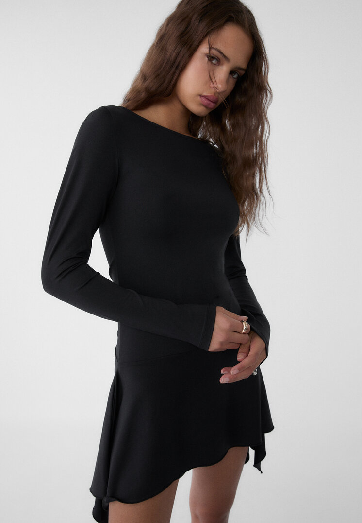 vestido corto asimetrico