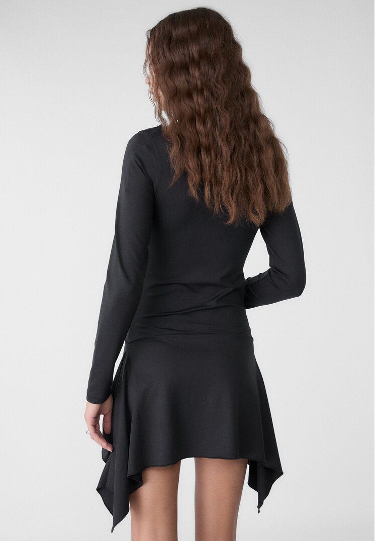 vestido corto asimetrico