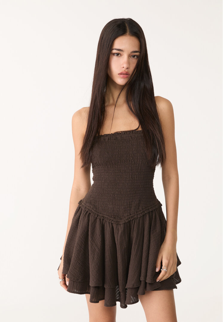 vestido corto volantes