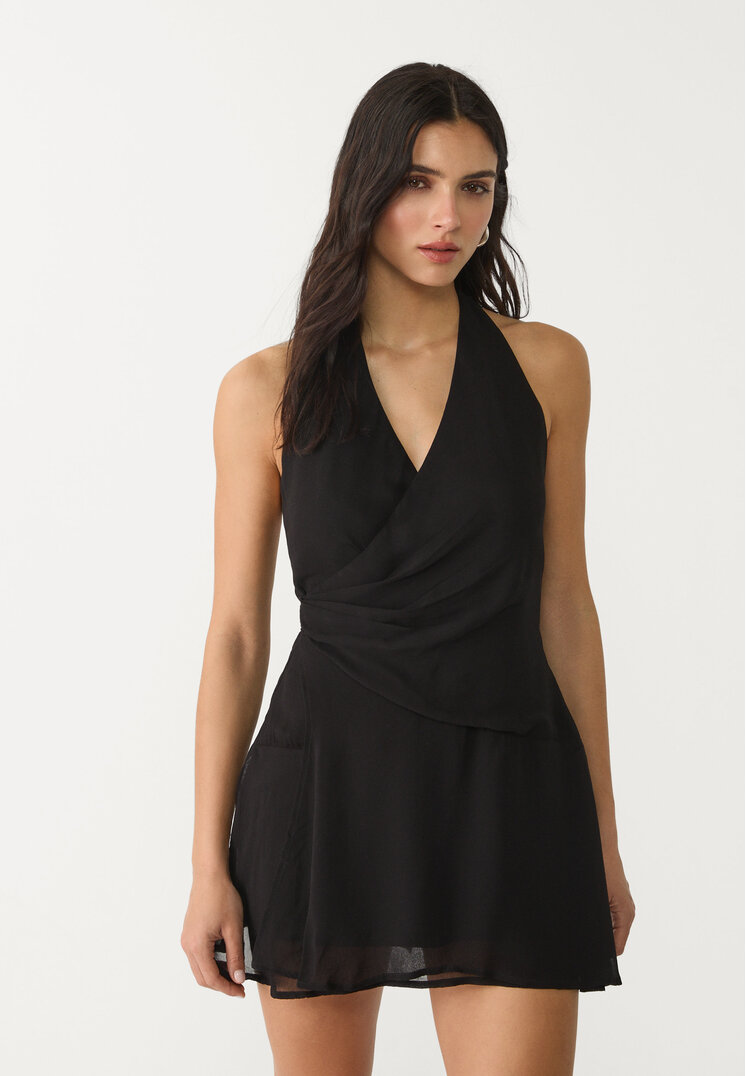 vestido fluido corto halter