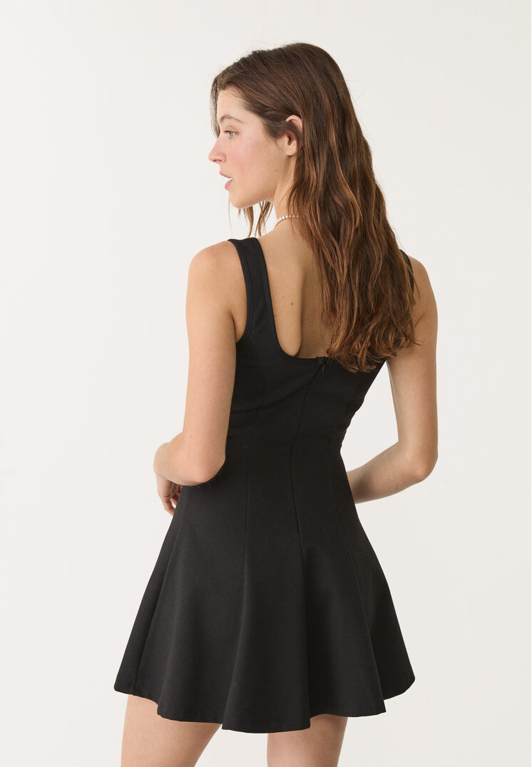 vestido corto tirantes
