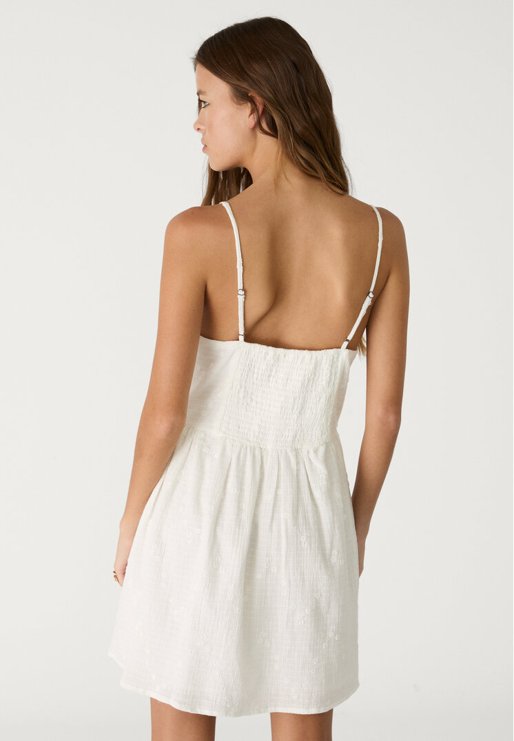 vestido fluido corto