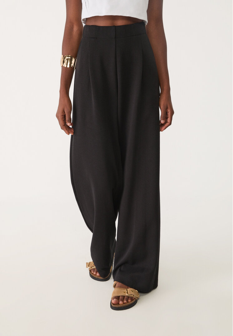 pantalon pinzas punto interlock