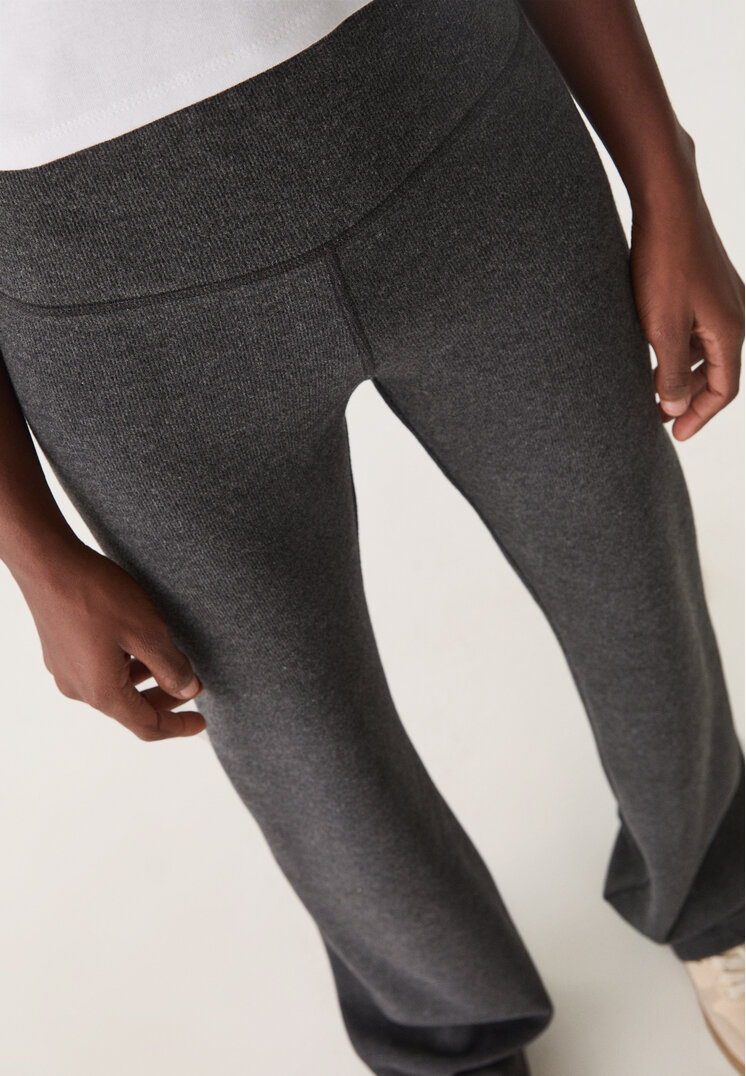 pantalon flare punto