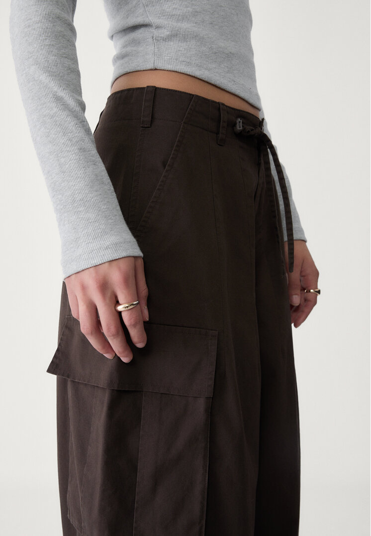 pantalon cargo parachute
