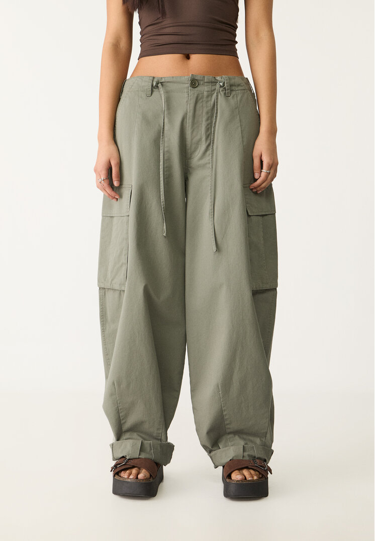 pantalon cargo parachute