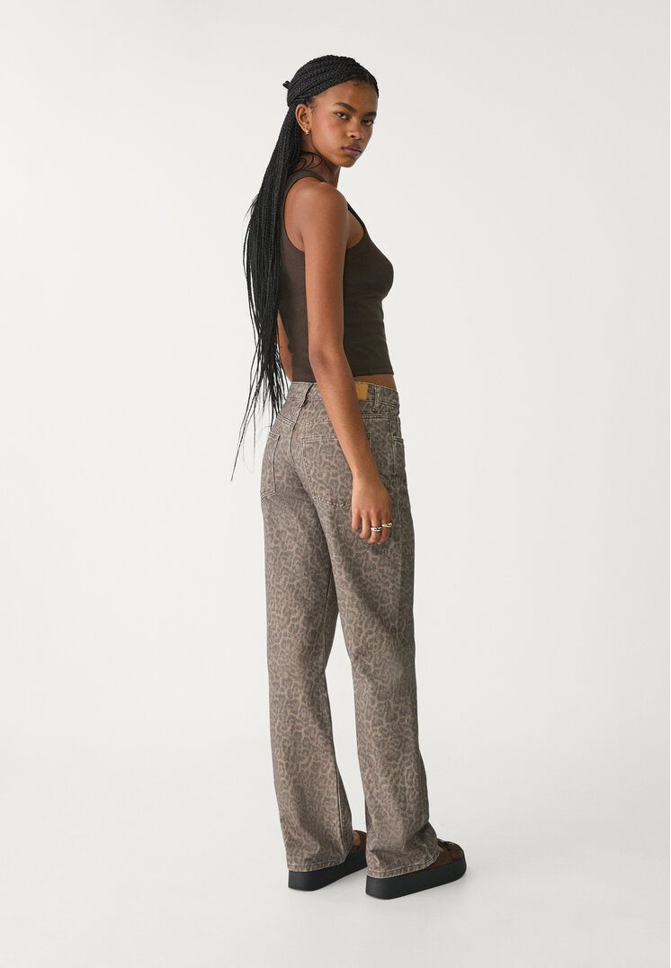 pantalon straight leopardo