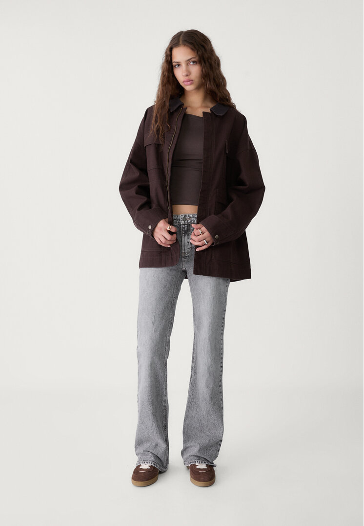 jeans flare bolsillos