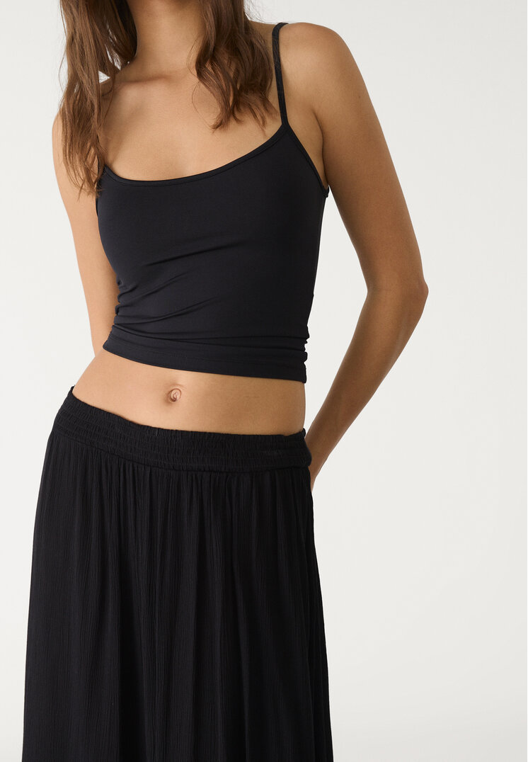 falda midi volante asimetrica