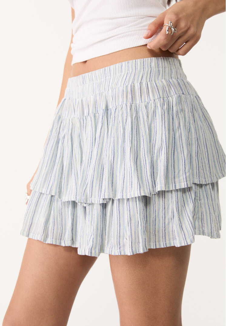 falda pantalon mini volantes