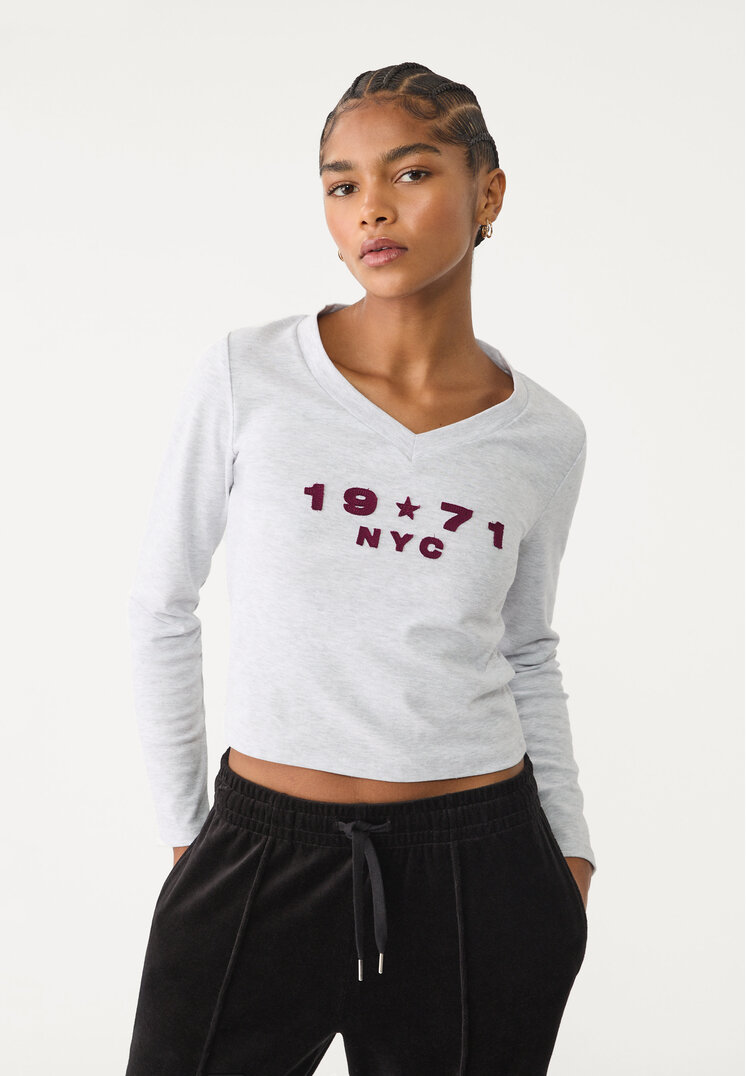 Stradivarius Tricou Cu Mânecă Lungă Și Broderie Gris Amestec S
