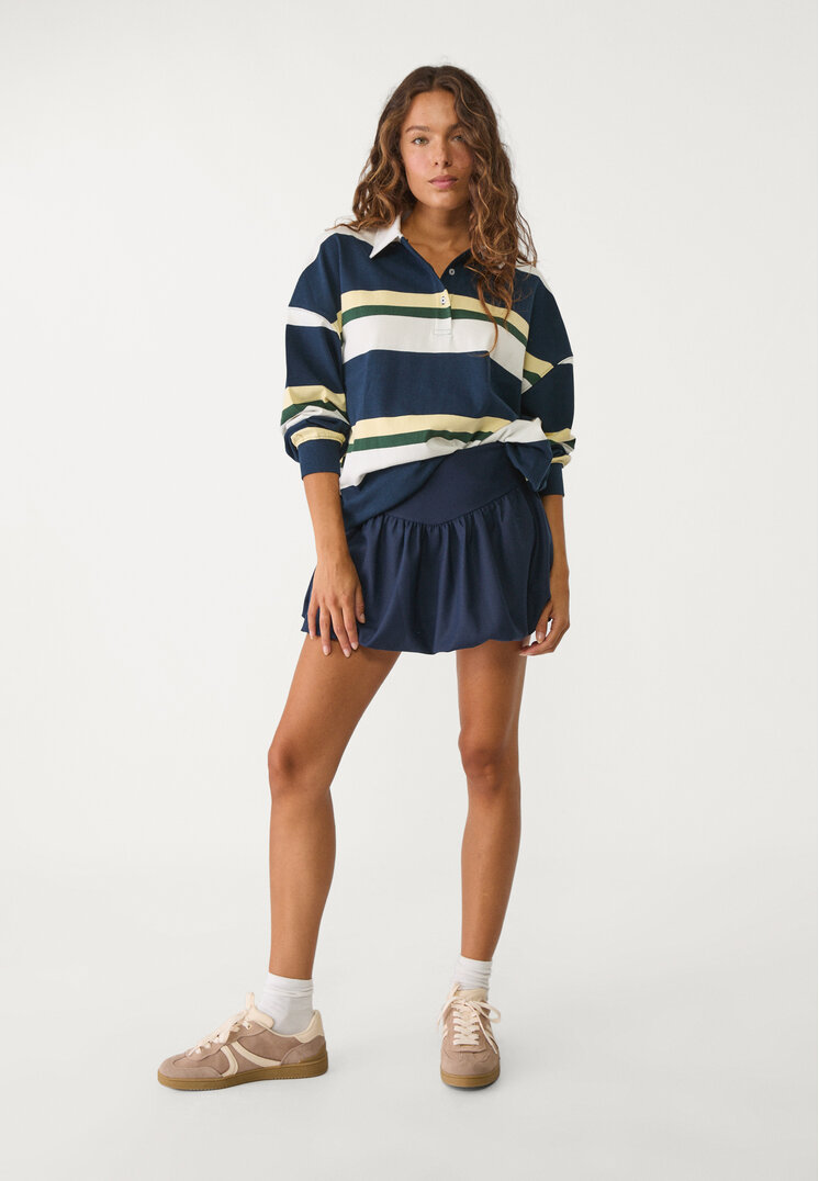 camiseta polo oversize rayas