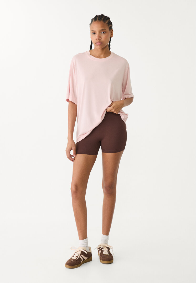 camiseta oversize tacto suave