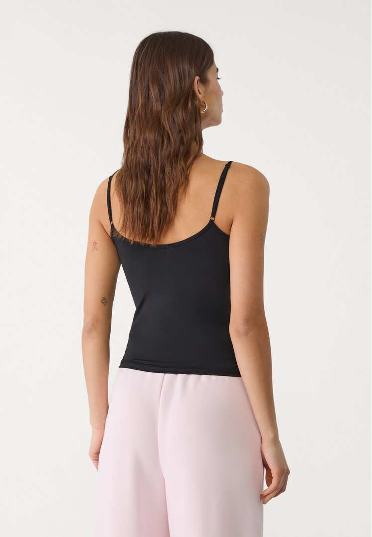 camiseta basica tirantes