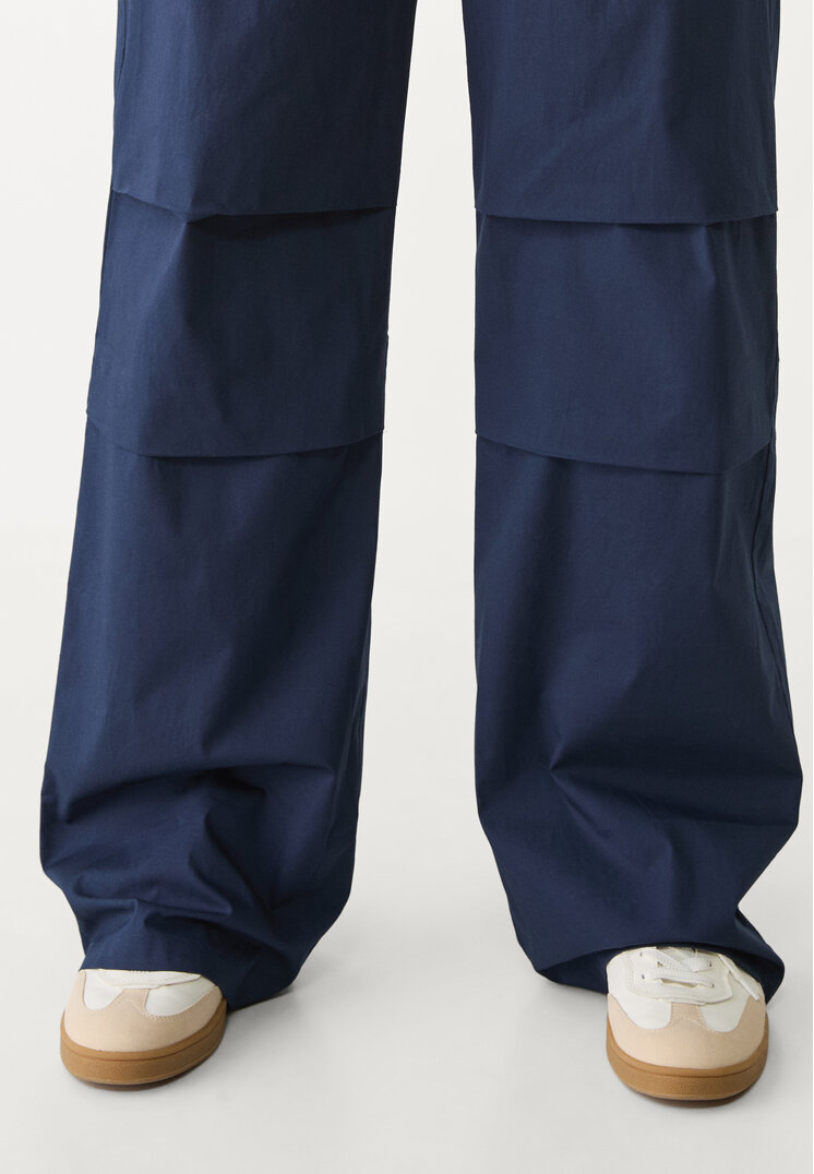 Stradivarius Pantaloni con elastico in vita a vita bassa Azzurro mare S