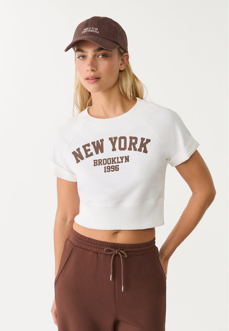camiseta cropped texto